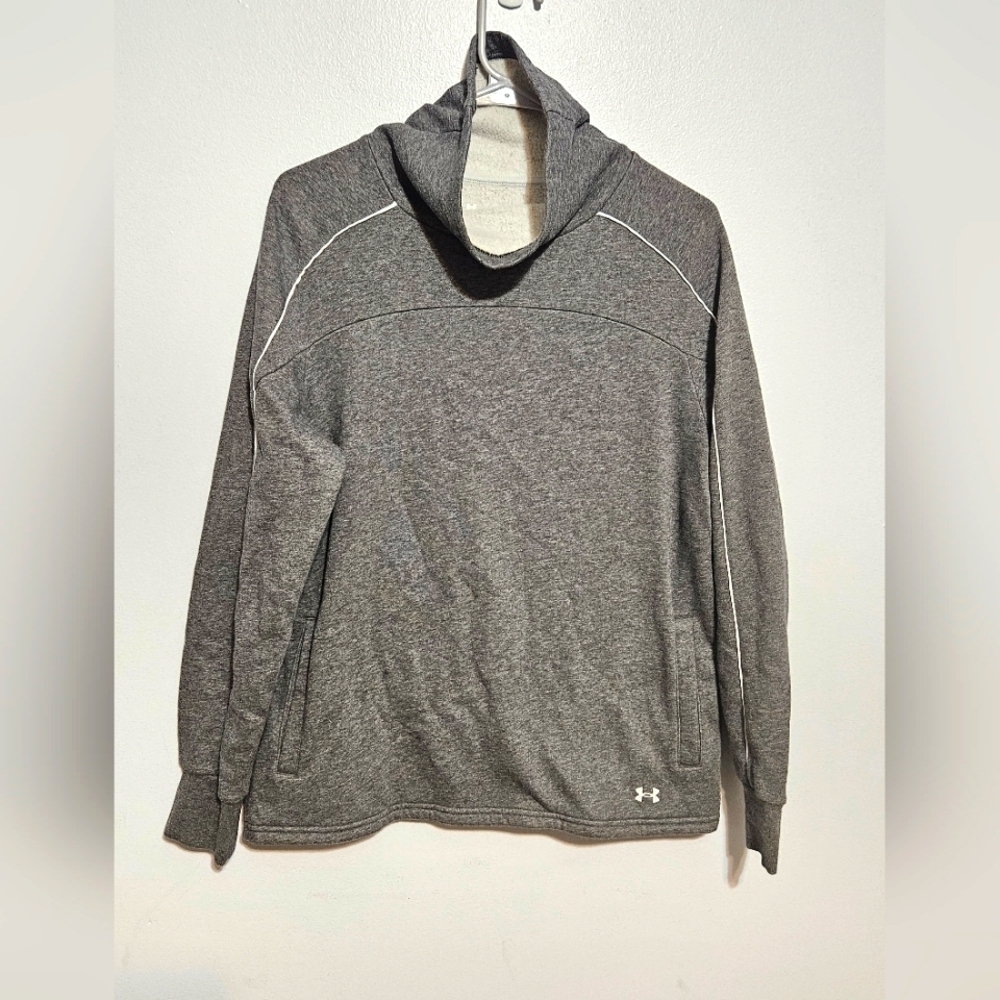 Mens Gray Under Armour Pullover sweater size Med